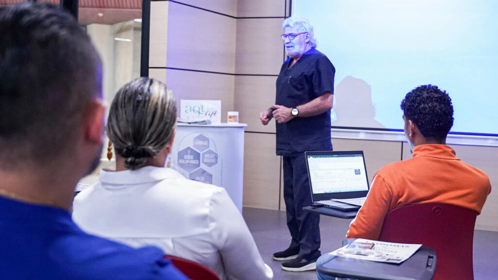 Avances en medicina estética: taller sobre exosomas liofilizados en la Universidad Santiago de Cali